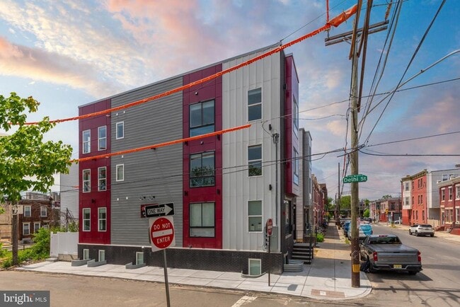 Building Photo - 920 W Susquehanna Ave