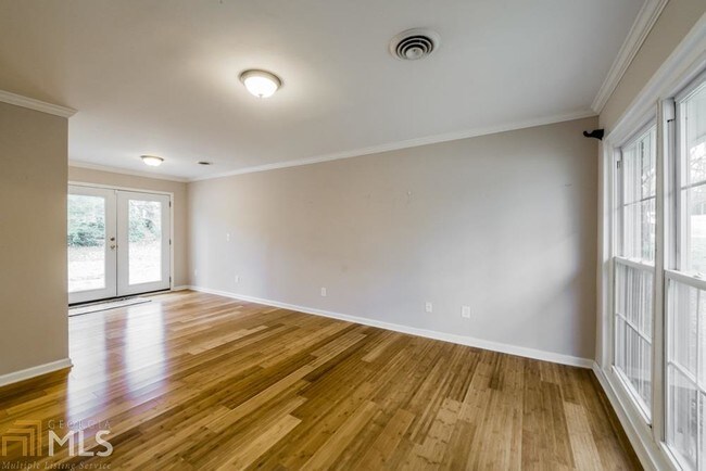 Building Photo - 3 bedroom in Decatur GA 30033