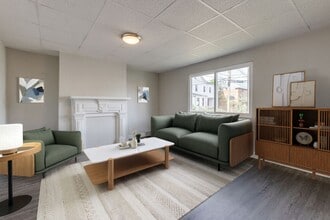 Building Photo - 221 Millbridge St