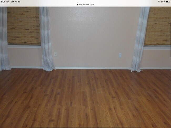 Foto del edificio - 2028 Buckley Ln
