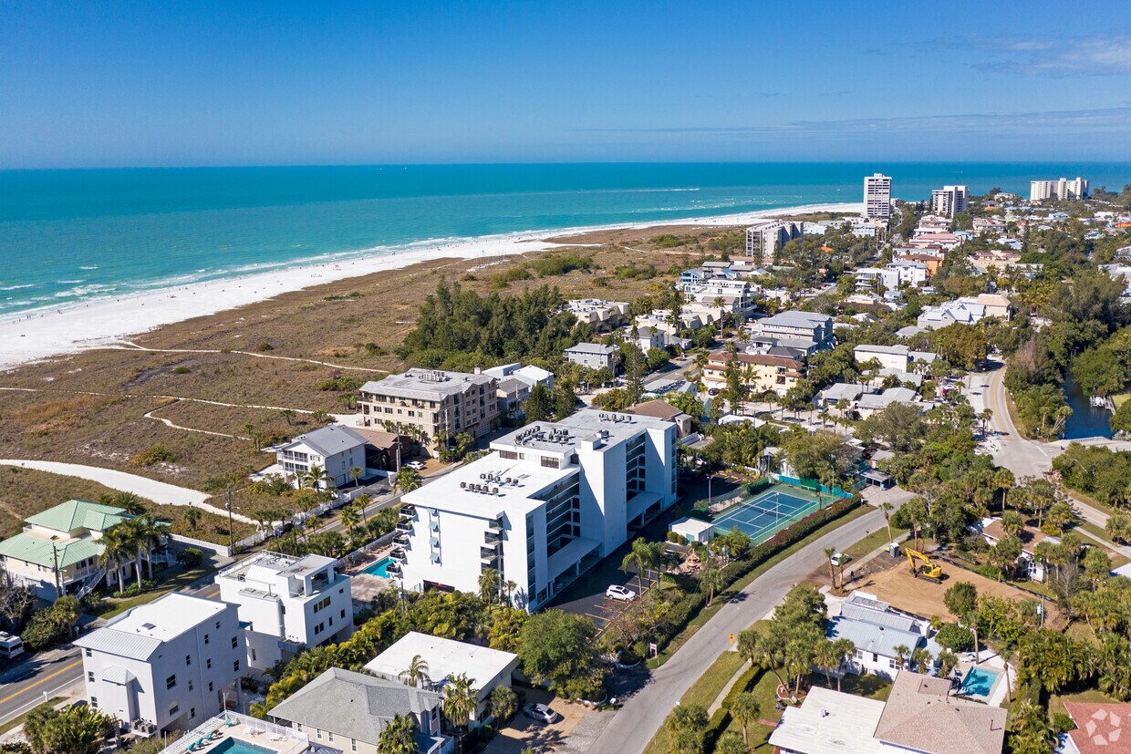 Aéreo - 603 Beach Rd