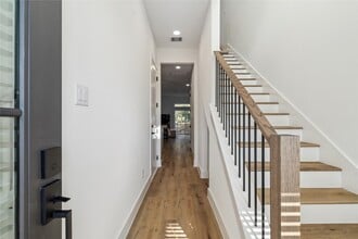 Building Photo - 3117 Evella St
