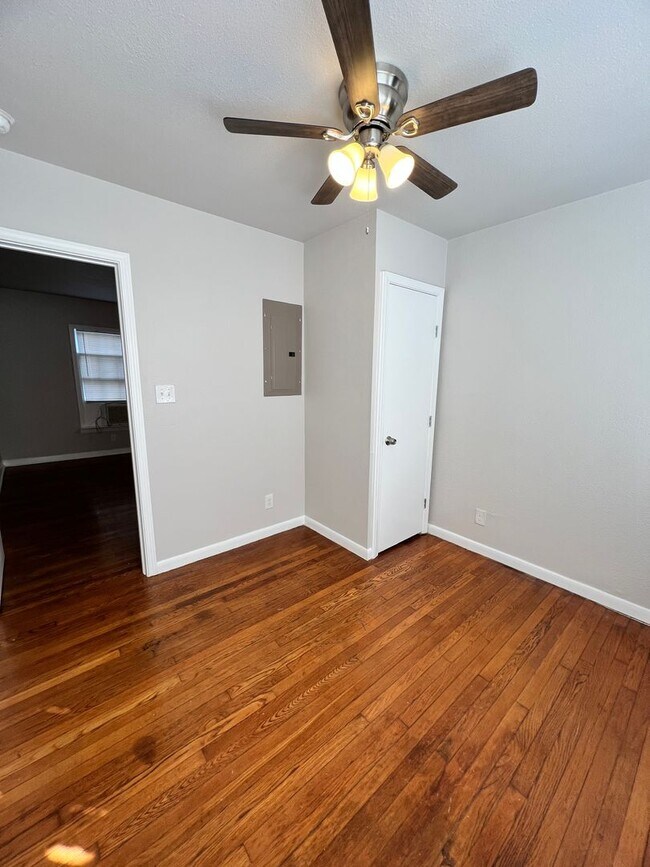 Foto del edificio - Historic District, Monticello Park