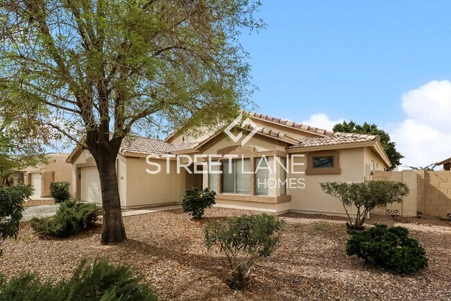 Building Photo - Charming 4 Bedroom in Avondale!