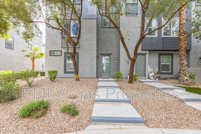 Foto principal - 9050 W Tropicana Ave