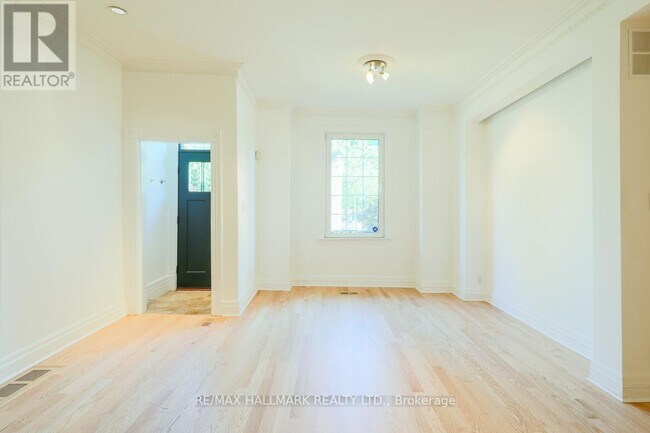 Photo du bâtiment - 101 Pears Ave.