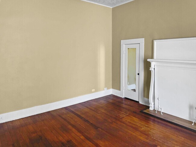 Foto del edificio - 713 E Euclid Ave