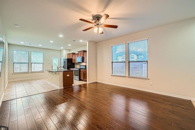 Building Photo - 16001 Hampton Bliss Trce