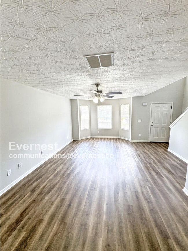 Building Photo - 2730 Marlin Dr