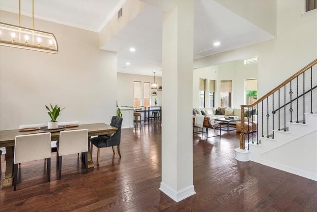 Building Photo - 18901 N Bee Cave Springs Cir