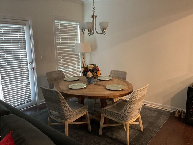 Foto del edificio - 7305 Heritage Oak Ct
