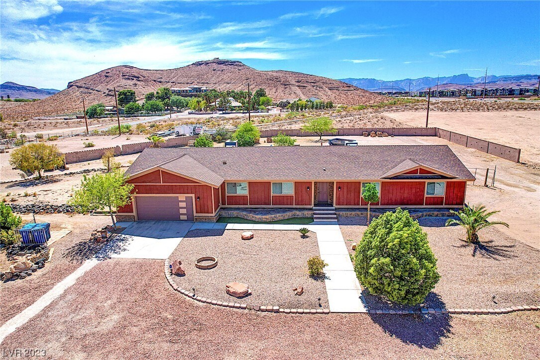Primary Photo - 9375 S Tenaya Way