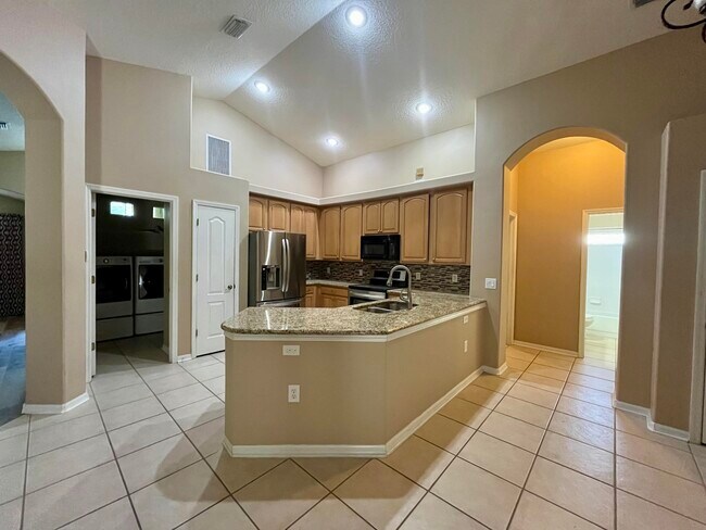 Foto del edificio - 4914 Worthington Cir