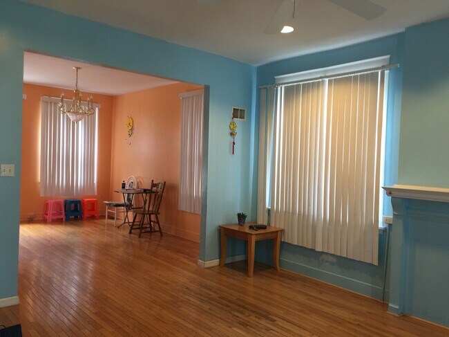 Photo - 1110 Greenfield Ave House