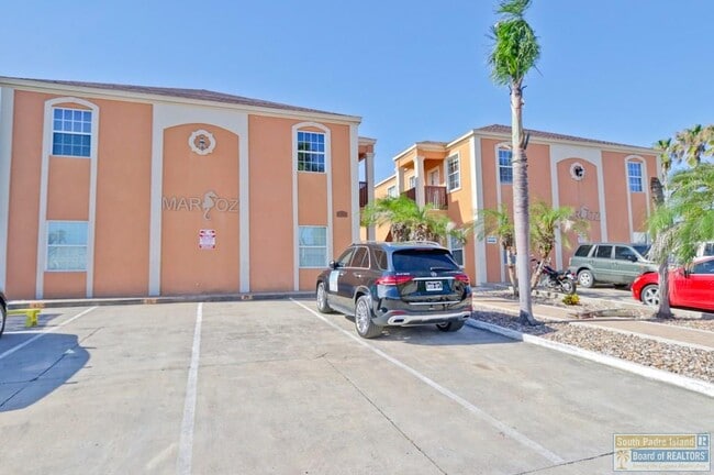 Building Photo - 102 E Capricorn Dr