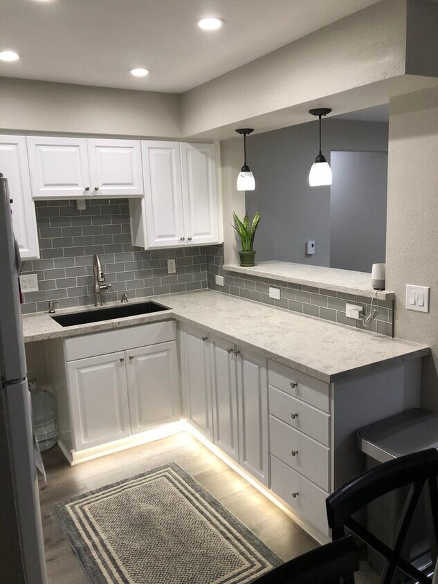 Foto principal - 6901 Alvarado Rd