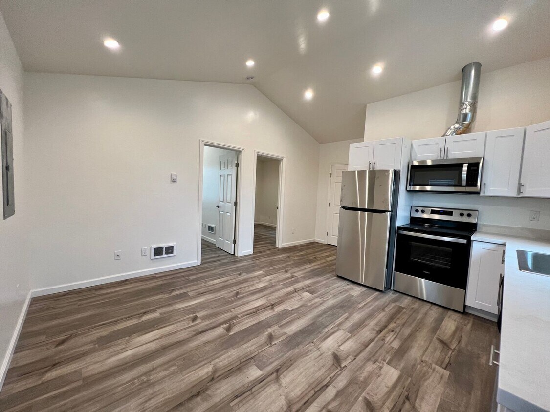 Foto principal - 1601 Hilby Ave