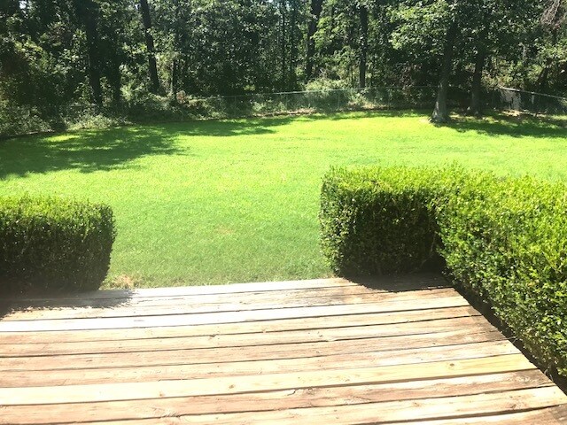 Deck & Backyard - 14700 SE 27th Ct