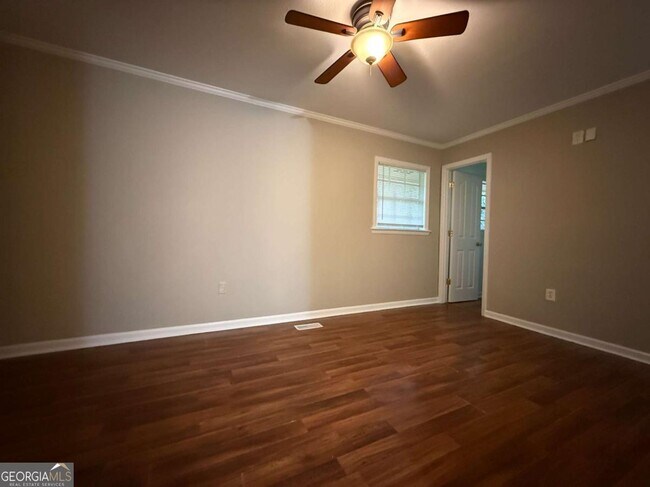 Building Photo - 3945 Fraser Cir