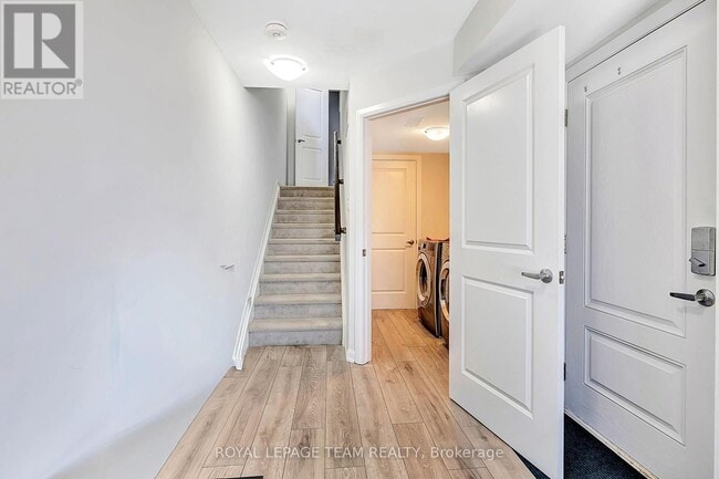 Building Photo - 502 Galmoy Way