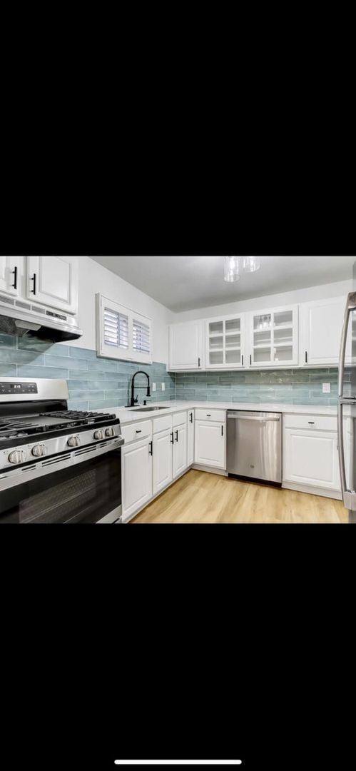 Building Photo - 5632 Kingsport Dr
