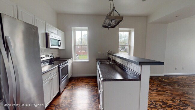 Foto del edificio - 160 Mansion St