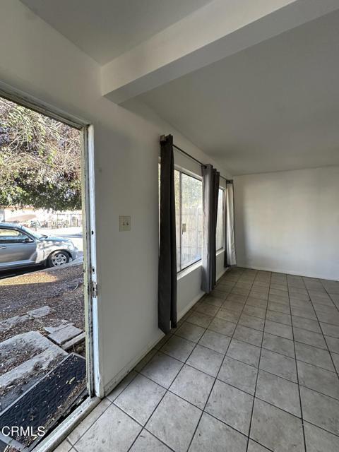 Foto del edificio - 17002 Downey Ave