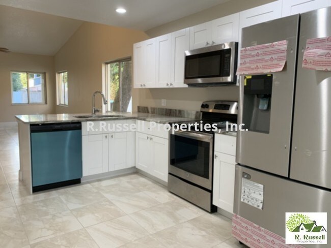 Foto del edificio - 3Bed/2Ba home in Spring Pine Villas in Orl...