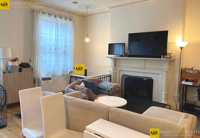 Foto del edificio - 483 Beacon St
