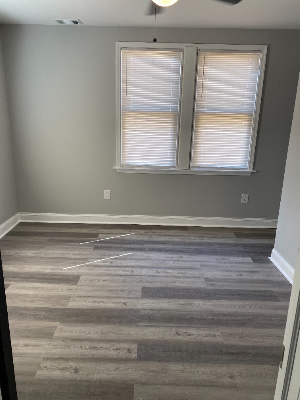 Foto del edificio - 4310 Ridgewood Ave