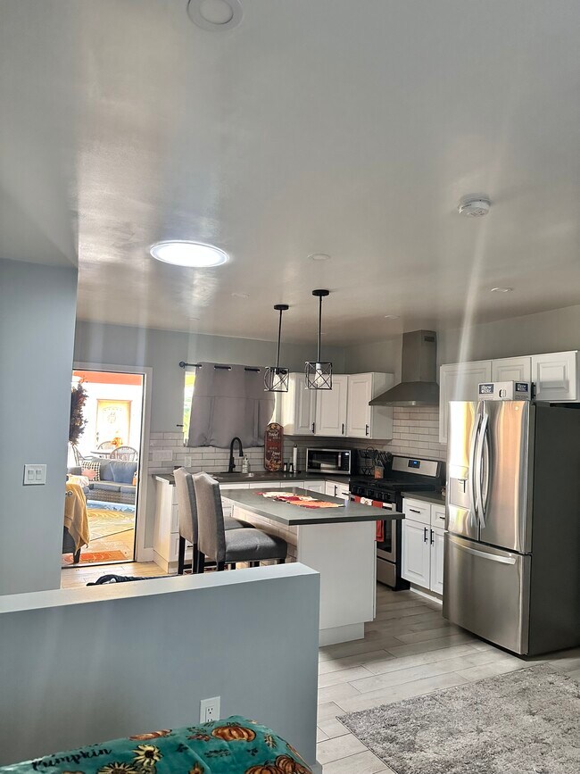 Foto del edificio - 11669 Killian St