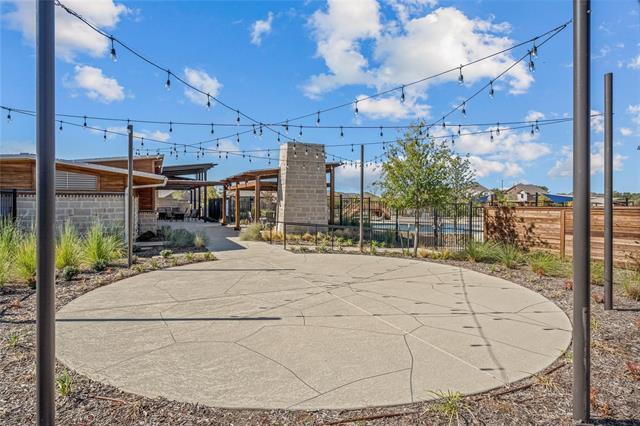 Foto del edificio - 7917 Gilbert St