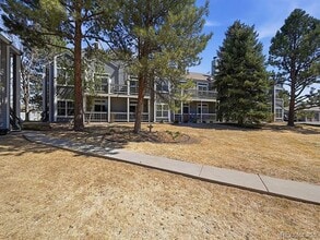 Building Photo - 7470 Singing Hills Dr