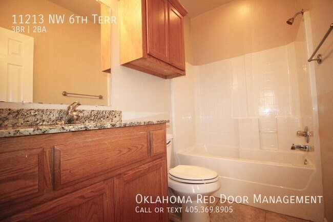 Foto del edificio - 11213 NW 6th Terrace