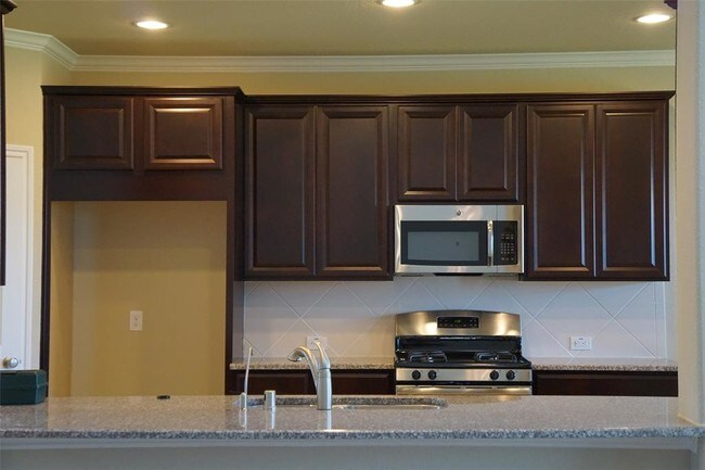 Building Photo - 17207 Verde Park Lane