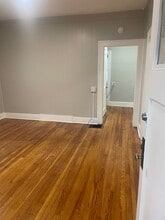 Building Photo - 2915 Mt Pleasant Blvd