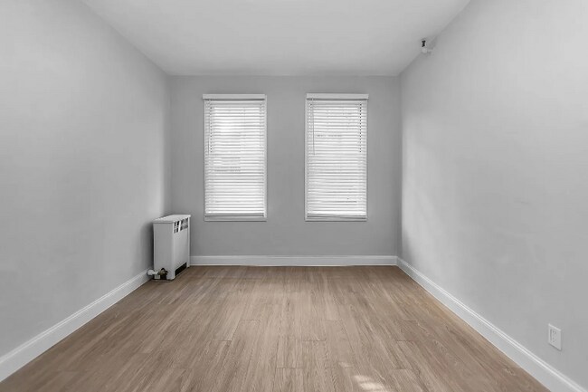 Building Photo - 845 California St