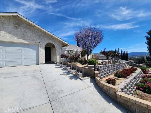 Building Photo - 27110 Vista Encantada Dr