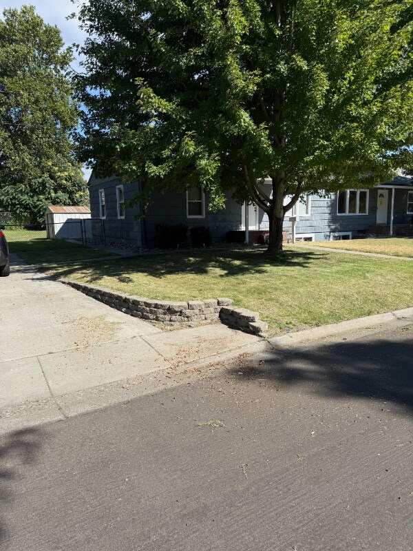 Foto del edificio - 302 Douglass Ave