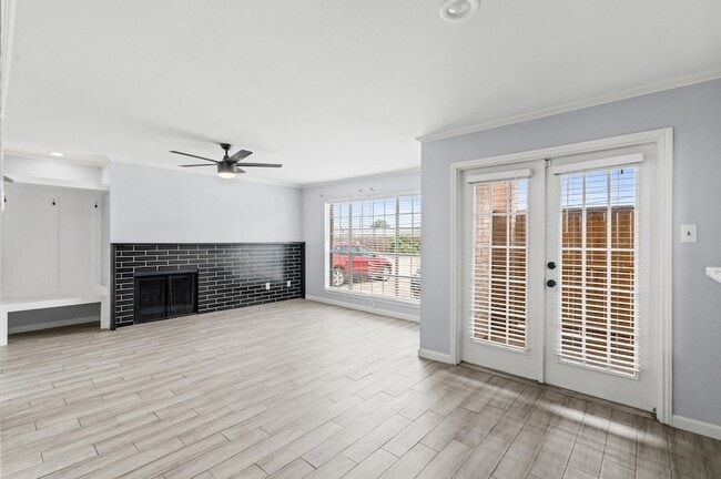 Foto del edificio - 14600 Fonmeadow Dr