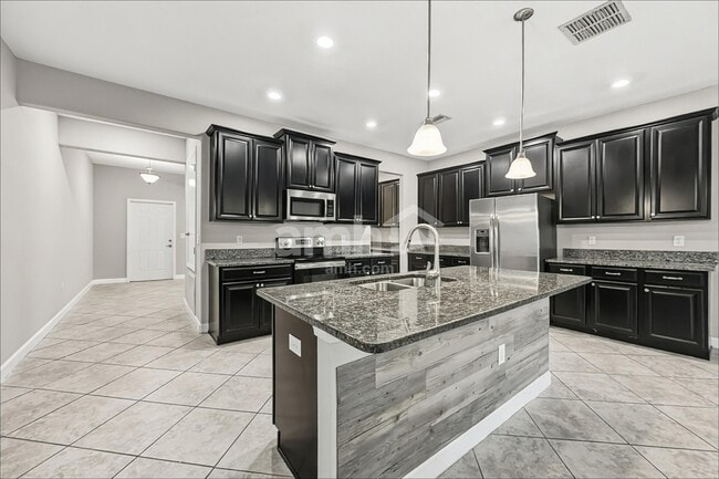 Building Photo - 14206 Blue Dasher Dr