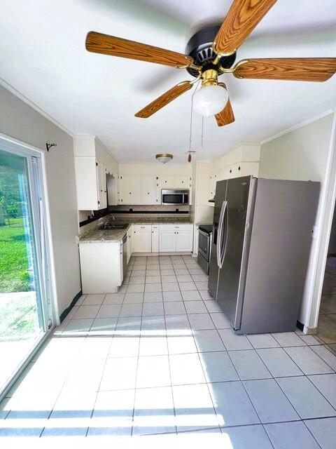 Foto del edificio - 2824 Meadowbrook Dr