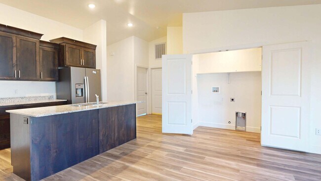 Foto del edificio - 3 Bedroom Sage Springs Twinhome