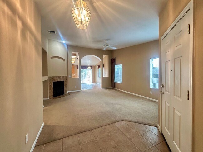 Building Photo - 9871 Tarzo Way