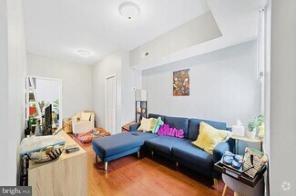 Building Photo - 26 N 51st St