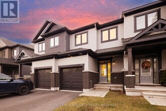 Building Photo - 529 Enclave Ln