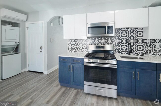 Building Photo - 3856 Haverford Ave