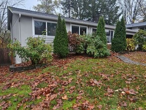 Building Photo - 10620 171st Ave NE