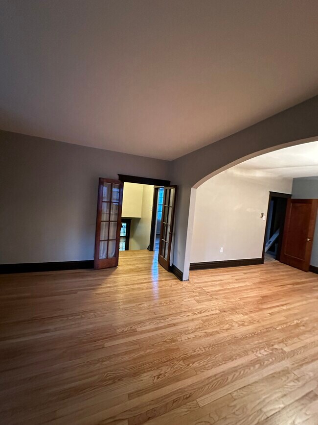 Living /Dining room - 4947 Cote Brilliante Ave