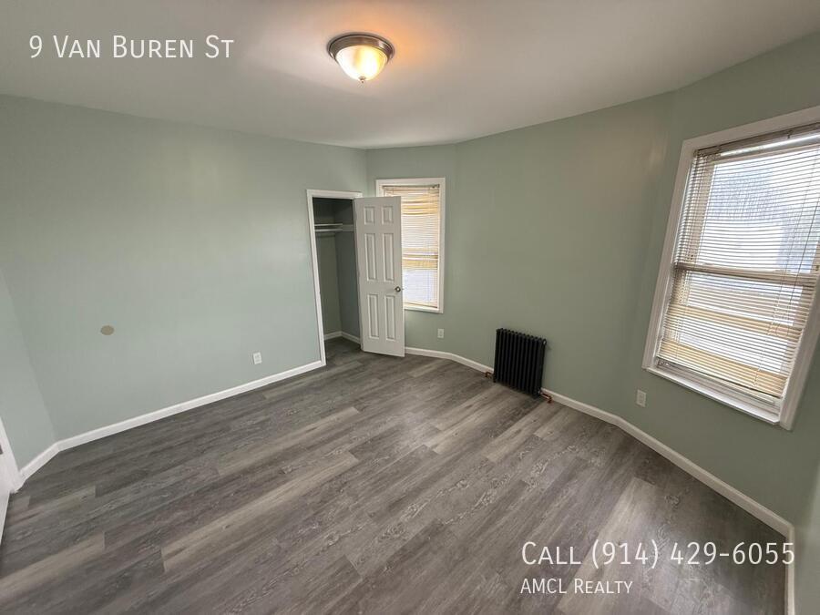 Foto principal - 9 Van Buren St